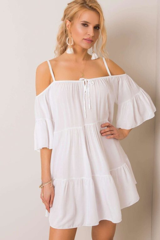 Robe blanche bretelle​