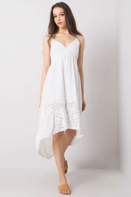 Robe blanche broderie