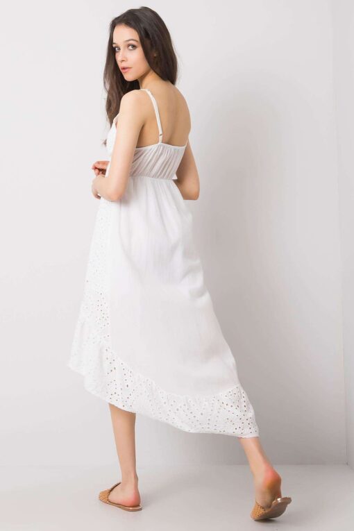 Robe blanche broderie