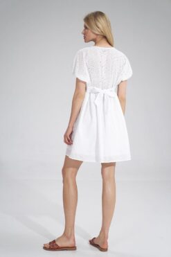 Robe courte blanche chic