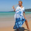 Robe De Plage Hippie Tie-Dye Au Bord De La Mer